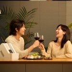Electric Wine Chiller – Fast Cooling Desktop Beverage Cooler for Red, White, and Sparkling Wine